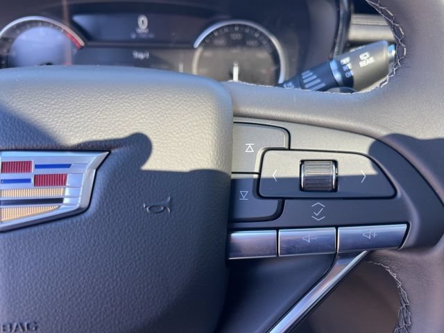 New 2025 Cadillac XT6 Luxury FWD image 21