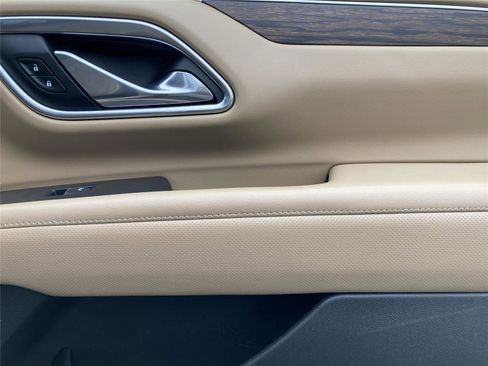 Used 2021 Chevrolet Tahoe Premier image 32