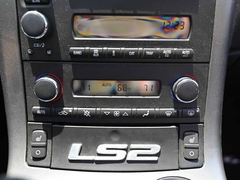 Used 2006 Chevrolet Corvette Convertible w/ Preferred Equipment Group RWD image 22