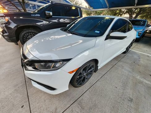Used 2019 Honda Civic Sport image 3