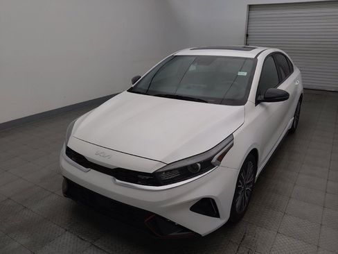 Used 2024 Kia Forte GT-Line w/ GT-Line Premium Package FWD image 15