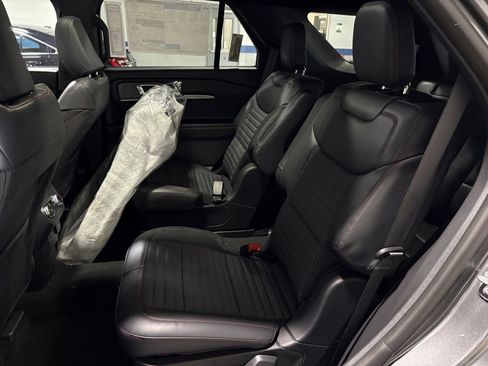 New 2026 Ford Explorer ST-Line image 22