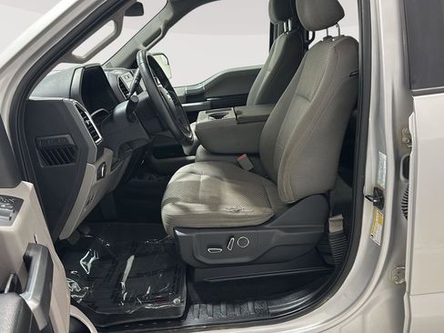 Used 2016 Ford F150 XLT w/ Equipment Group 302A Luxury image 16