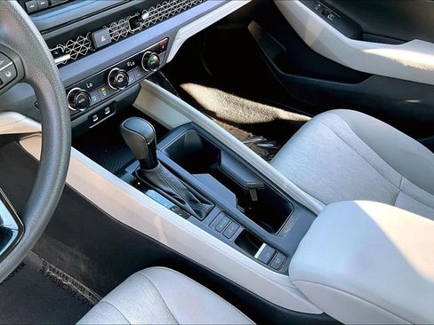 Used 2024 Honda Accord EX image 15