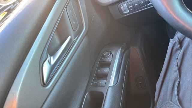 Used 2025 Chevrolet Traverse LT w/ LPO, Floor Liner Package AWD/4WD image 15