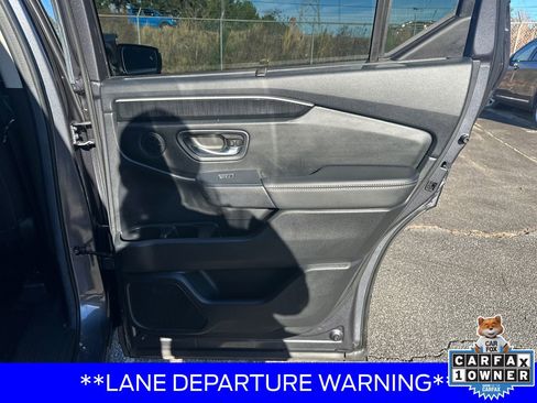 Used 2025 Honda Pilot Elite image 16