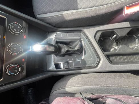 Used 2018 Volkswagen Tiguan S FWD image 25