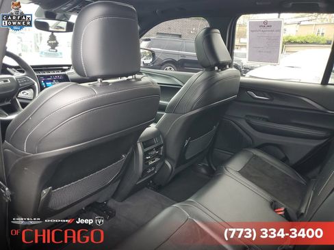 Used 2024 Jeep Grand Cherokee Altitude AWD/4WD image 12