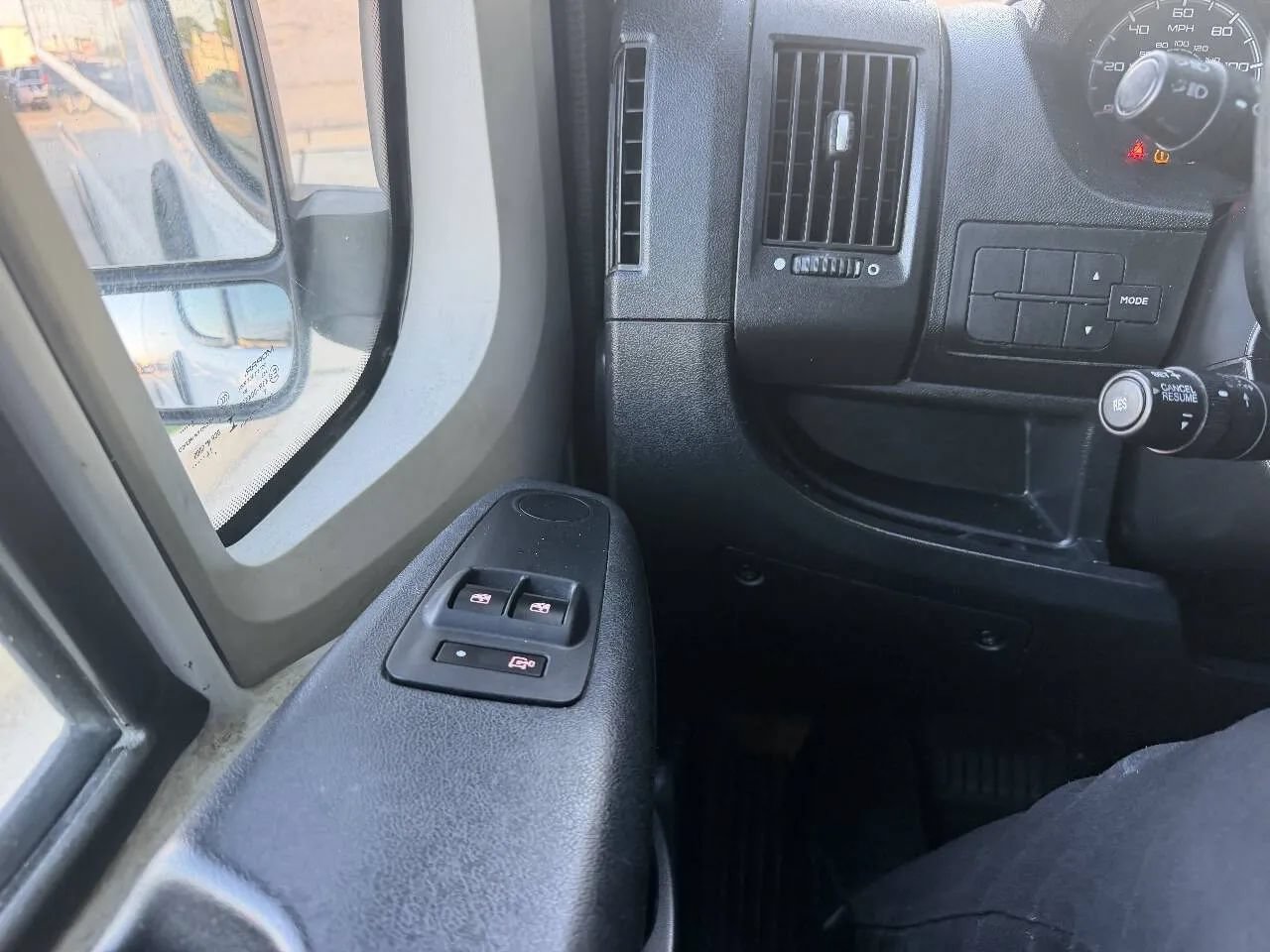 Used 2014 RAM ProMaster 3500 w/ Interior Convenience Group FWD image 22
