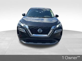 Used 2023 Nissan Rogue SV video 2