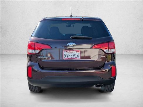 Used 2014 Kia Sorento LX FWD image 7