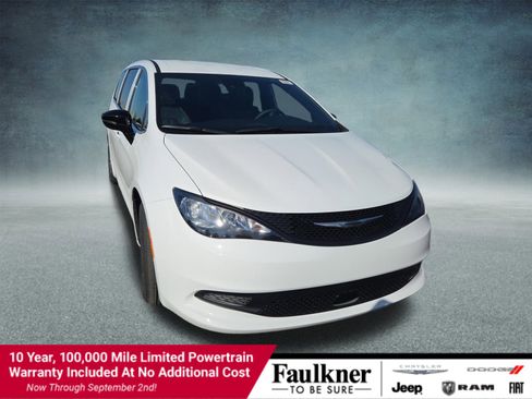 New 2026 Chrysler Voyager LX FWD image 1