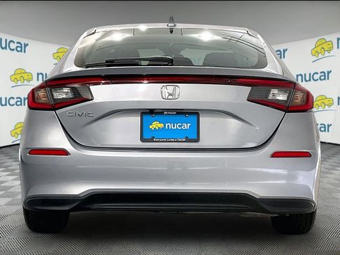 Used 2023 Honda Civic LX image 5