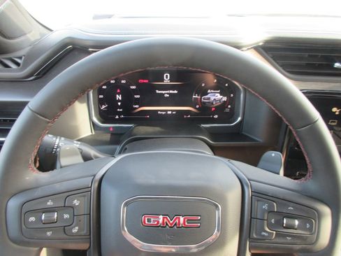 New 2026 GMC Sierra 1500 AT4X AWD/4WD image 19
