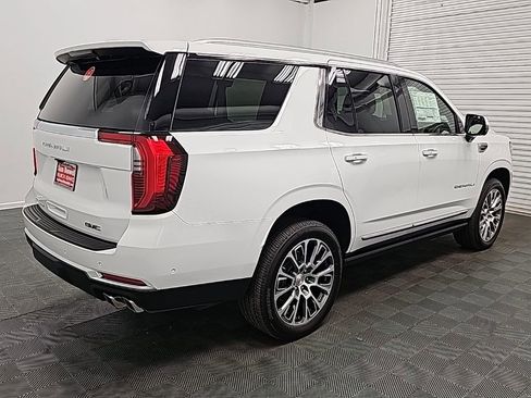 New 2026 GMC Yukon Denali w/ Sun & Power Step Package image 8