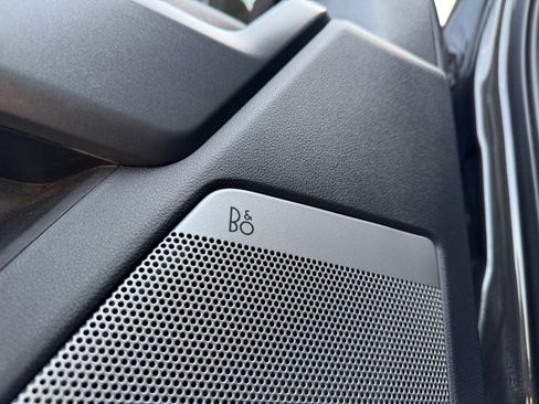 Used 2024 Ford F250 Lariat w/ Sport Appearance Package image 21