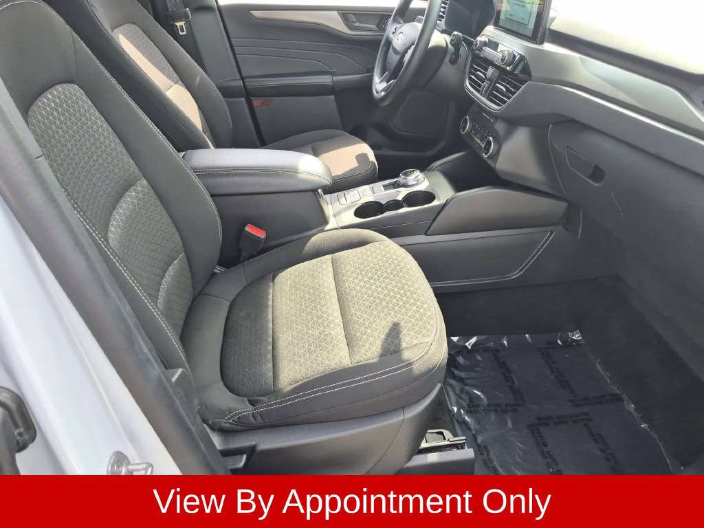 Used 2025 Ford Escape Active AWD/4WD image 31