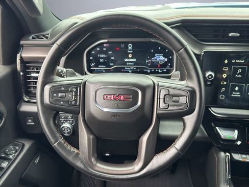 Used 2024 GMC Sierra 1500 AT4 w/ AT4 Premium Package AWD/4WD image 15