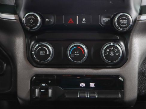 Used 2024 RAM 2500 Big Horn image 21