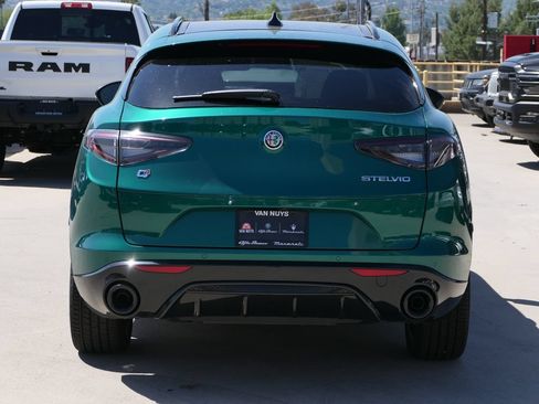 Used 2025 Alfa Romeo Stelvio Sprint AWD/4WD image 4