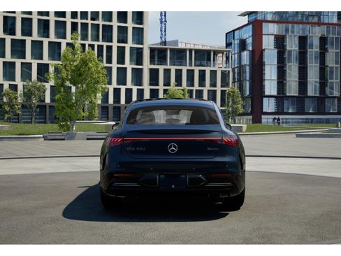 Certified 2022 Mercedes-Benz EQS 580 EQS 580 image 42