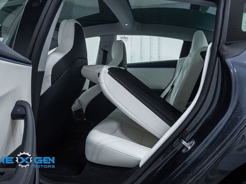 Used 2024 Tesla Model 3 Performance image 22