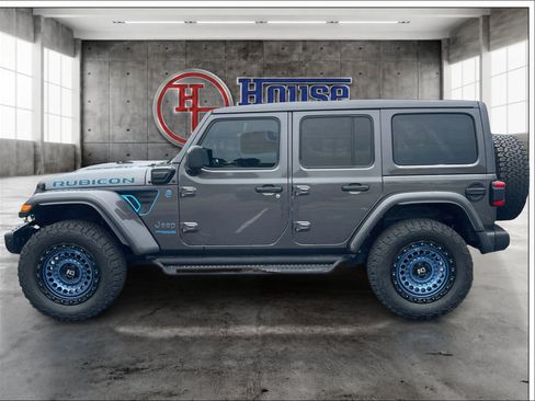 Used 2021 Jeep Wrangler Unlimited Rubicon 4xe w/ Steel Bumper Group AWD/4WD image 8