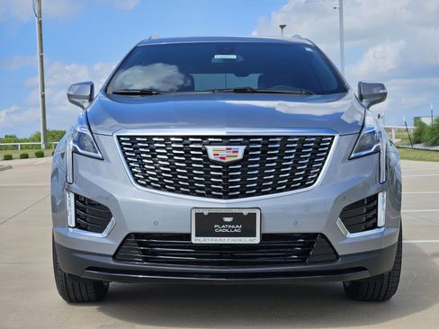 New 2026 Cadillac XT5 Luxury image 6