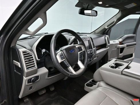 Used 2016 Ford F150 Lariat w/ Trailer Tow Package image 15