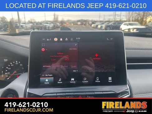 Used 2024 Jeep Compass Limited image 29