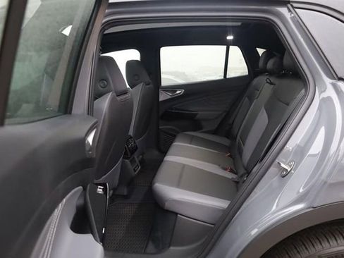 New 2025 Volkswagen ID.4 Pro S image 21