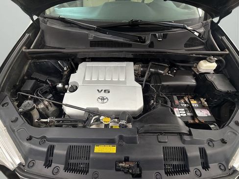 Used 2012 Toyota Highlander FWD w/ Tech Pkg image 36