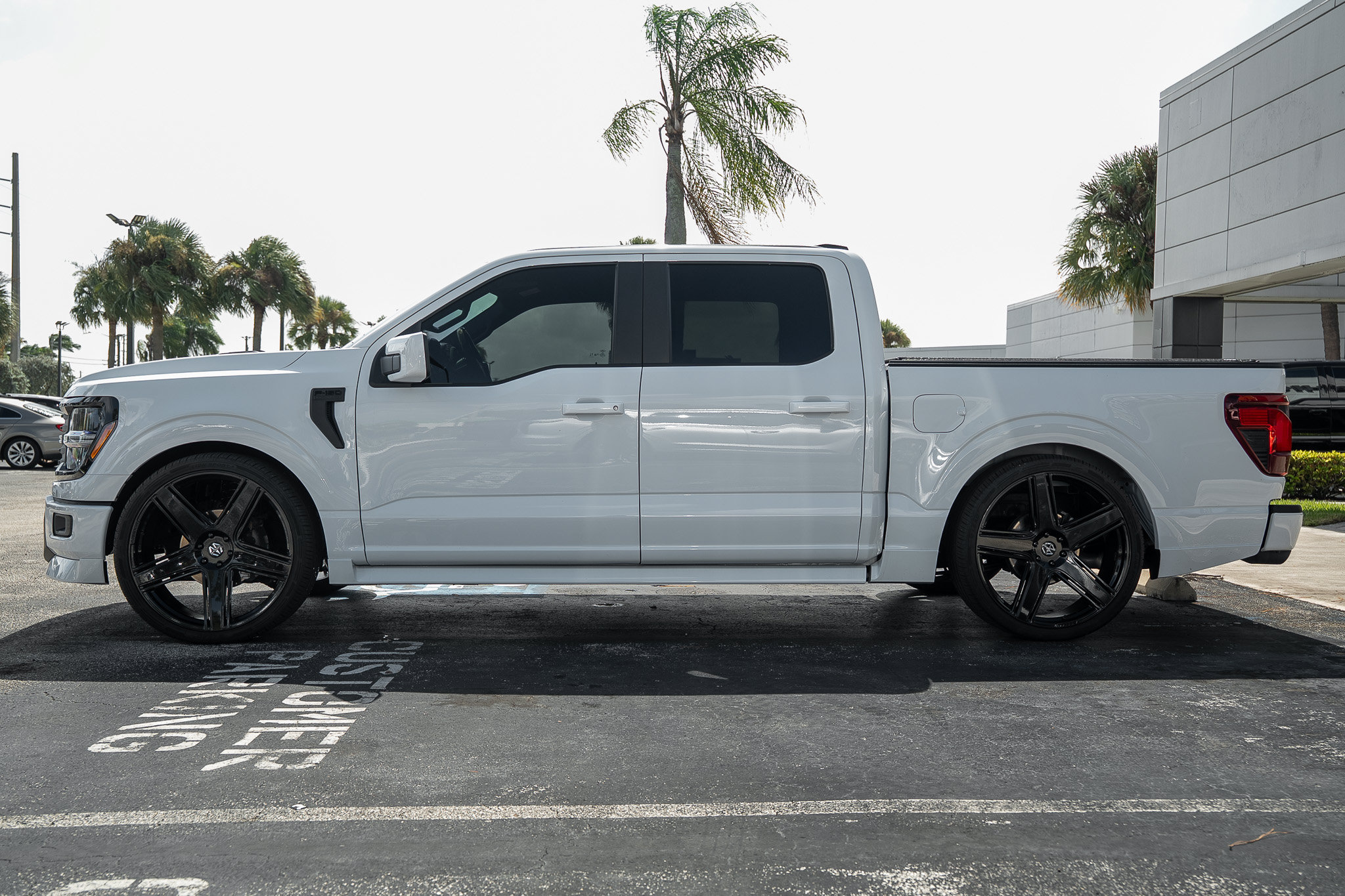 Used 2026 Ford F150 STX w/ F-150 LOBO Package AWD/4WD image 13