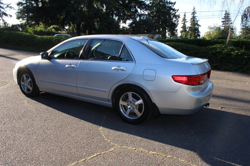 Used 2005 Honda Accord Hybrid Sedan image 4