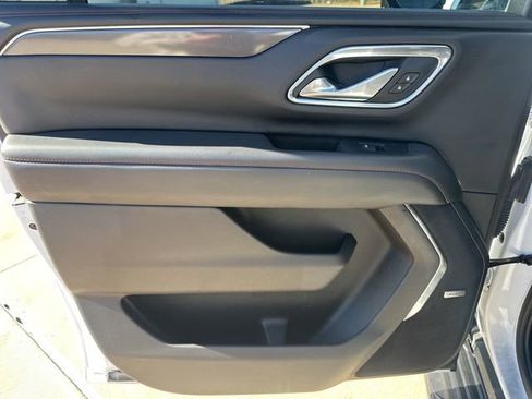 Used 2023 Chevrolet Suburban RST w/ Luxury Package image 26