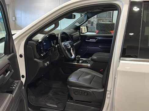 Certified 2025 GMC Sierra 1500 SLT w/ SLT Premium Plus Package image 22