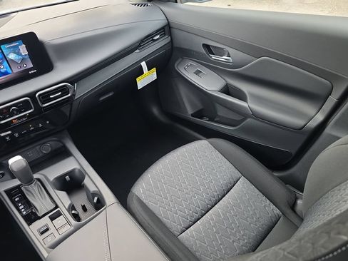 New 2026 Nissan Sentra SV FWD image 19