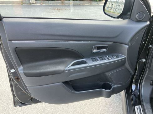 Used 2024 Mitsubishi Outlander Sport AWD image 13