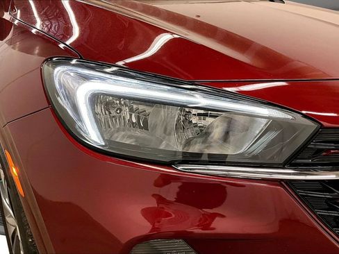 Used 2023 Buick Encore GX Select w/ Sport Touring Package FWD image 31