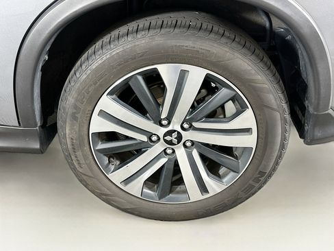 Used 2024 Mitsubishi Outlander Sport ES AWD/4WD image 11