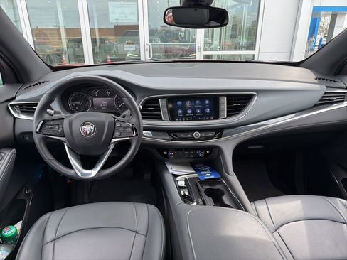 Used 2023 Buick Enclave Essence w/ Experience Buick Package image 5