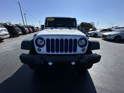 Used 2017 Jeep Wrangler Unlimited Sport w/ Quick Order Package 24S image 24