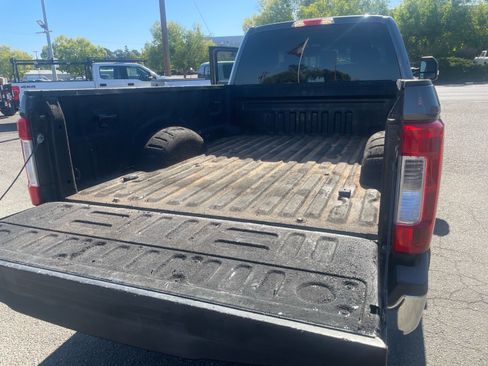 Used 2018 Ford F350 XLT AWD/4WD image 9