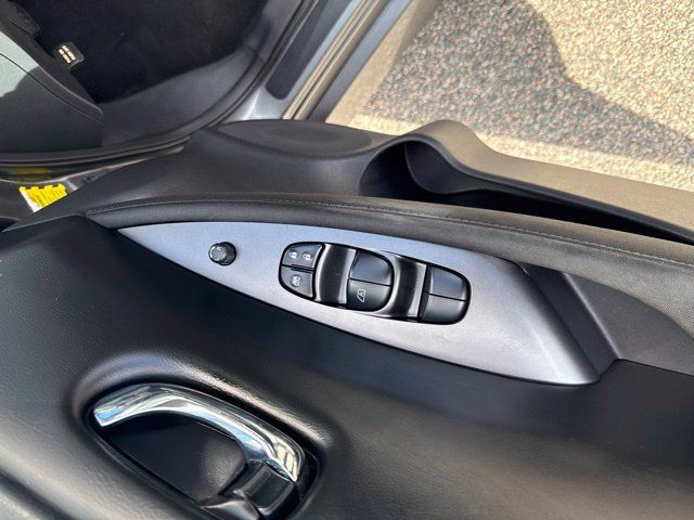 Used 2019 Nissan Leaf S w/ S Charge Package FWD image 5