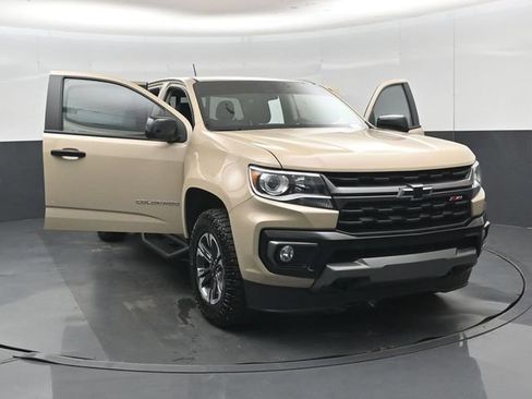 Used 2022 Chevrolet Colorado Z71 AWD/4WD image 56