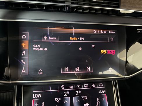 Used 2020 Audi A8 L 3.0T w/ Executive Package AWD/4WD image 19
