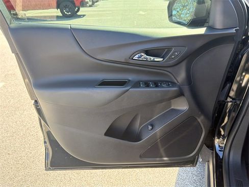 Used 2024 Chevrolet Equinox LT w/ LPO, Cargo Package image 10