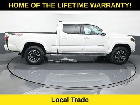 Used 2022 Toyota Tacoma TRD Sport AWD/4WD image 7