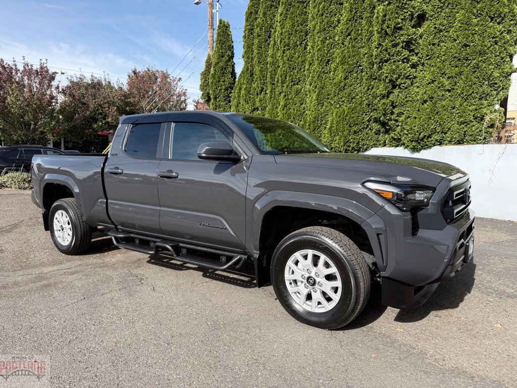 Certified 2025 Toyota Tacoma SR5 AWD/4WD image 1