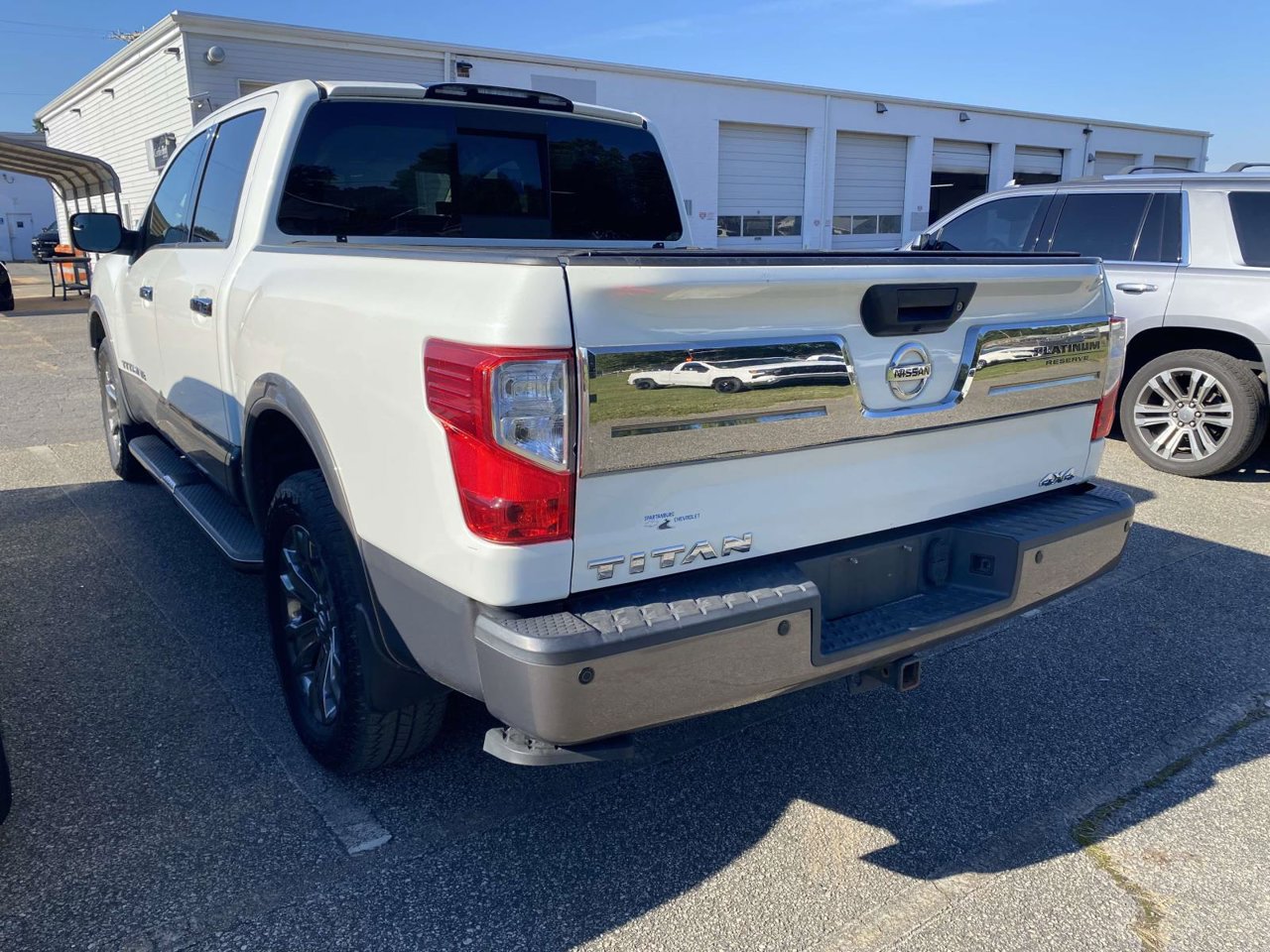 Used 2018 Nissan Titan Platinum Reserve w/ Platinum Utility Package AWD/4WD image 7